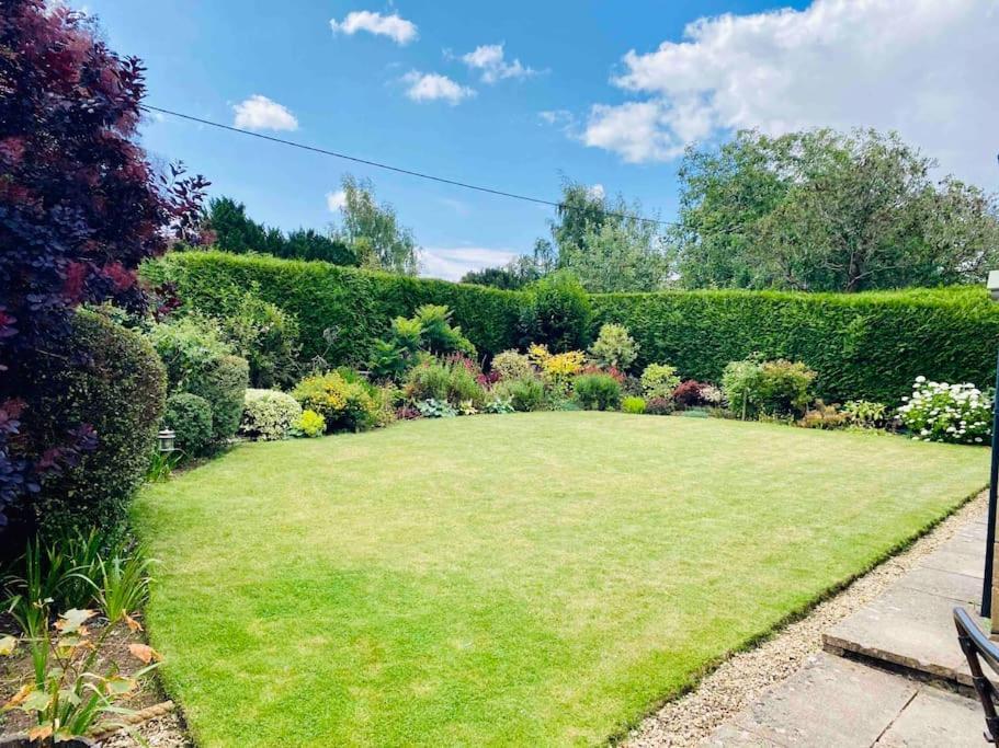 Cotswolds Luxury House In Central Bourton Large Sleeps 2-11. Pet Friendly. Ngoại thất bức ảnh