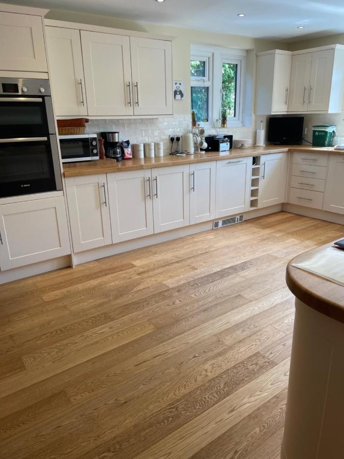 Cotswolds Luxury House In Central Bourton Large Sleeps 2-11. Pet Friendly. Ngoại thất bức ảnh
