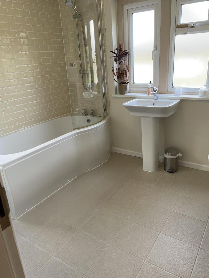 Cotswolds Luxury House In Central Bourton Large Sleeps 2-11. Pet Friendly. Ngoại thất bức ảnh